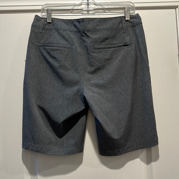 RSQ MID-LENGTH HYBRID SHORTS.ABOVE KNEE SIZE 30 GREAT CONDITION. BUNDLE 2 SAVE - Picture 2 of 4